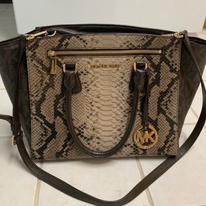 Michael Kors Tote Bag-LIKE NEW